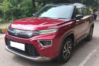 2023 टोयोटा हाइराइडर V AT