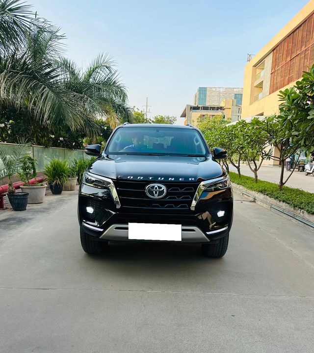 Toyota Fortuner नियो ड्राइव Second-hand 2026 Toyota Fortuner नियो ड्राइव for sale in Ahmedabad