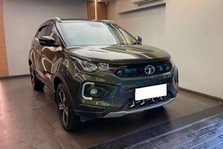 Used XZA Plus (O) AMT