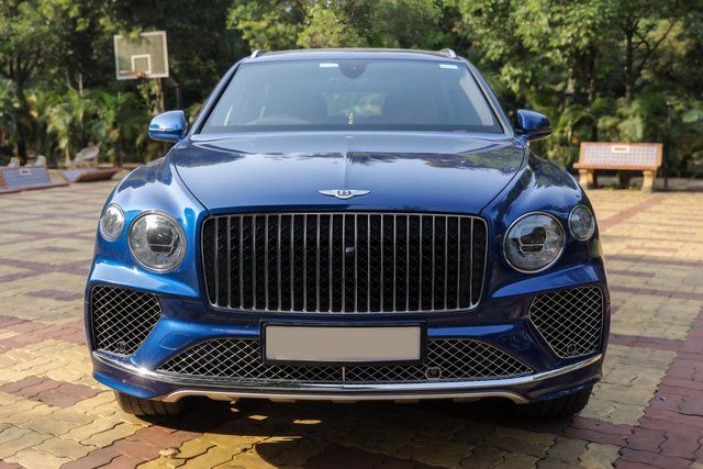 Bentley Bentayga EWB Azure Second-hand 2023 Bentley Bentayga EWB Azure for sale in Mumbai