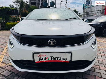 2025 Tata Altroz एक्सएम प्लस एस रेनफोर्स्ड