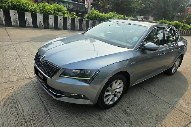 Second-hand 2018 Skoda Superb LK 1.8 TSI AT for sale in Mumbai