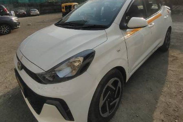 Hyundai Aura S CNG Second-hand 2024 Hyundai Aura S CNG for sale in Mira Road