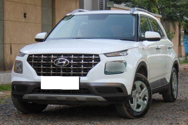 Hyundai Venue S BSVI Second-hand 2022 Hyundai Venue S BSVI for sale in Ahmedabad