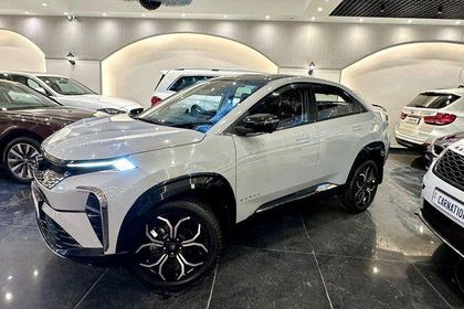 2024 Tata Curvv क्रिएटिव प्लस एस रेनफोर्स्ड DCA