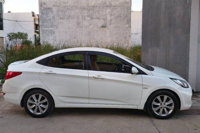 Second-hand 2014 Hyundai Verna 1.6 SX VTVT for sale in Ujjain