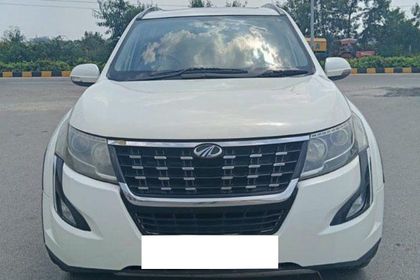 2018 Mahindra XUV500 AT W10 FWD