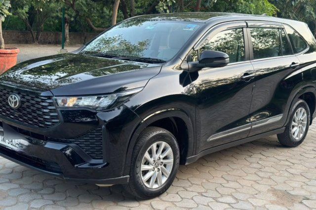 Toyota Innova Hycross G 7STR Second-hand 2024 Toyota Innova Hycross G 7STR for sale in New Delhi