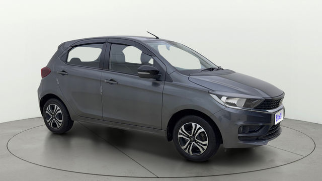 Second-hand 2024 Tata Tiago एक्सटी for sale in Ahmedabad