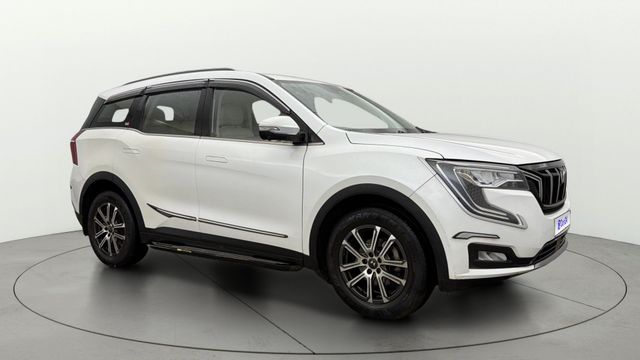 Second-hand 2023 Mahindra XUV700 AX7 AT Luxury Pack BSVI for sale in Gurgaon