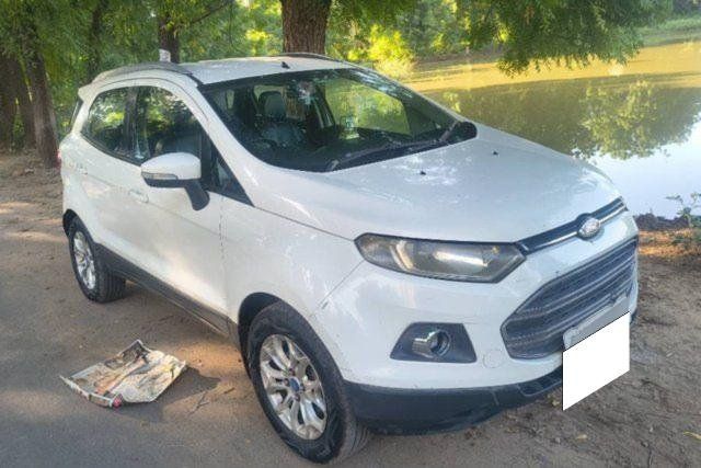 Second-hand 2014 Ford Ecosport 1.5 DV5 MT Titanium for sale in Ahmedabad
