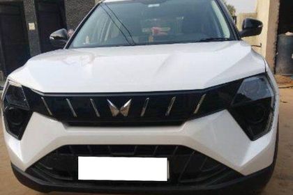 2024 Mahindra XUV 3XO MX3 डीजल