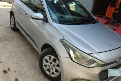 2015 Hyundai i20 Sportz Option 1.4 CRDi