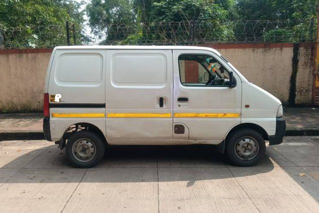 Second-hand 2017 Maruti Suzuki Eeco Flexi हरा for sale in Thane