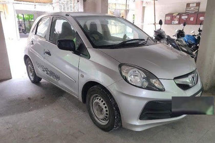 2015 Honda Brio ई MT
