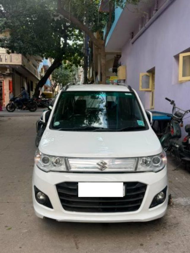 Second-hand 2014 Maruti Suzuki Wagon R Stingray वीएक्सआई for sale in Bangalore