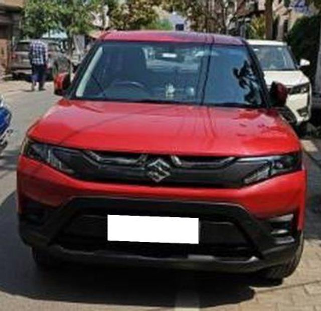 Second-hand 2024 Maruti Suzuki Brezza Vxi AT for sale in Agra