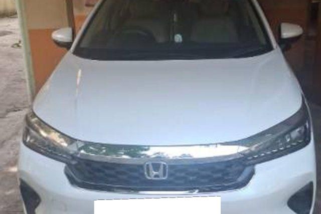 Honda City ZX MT Second-hand 2023 Honda City ZX MT for sale in Kolkata