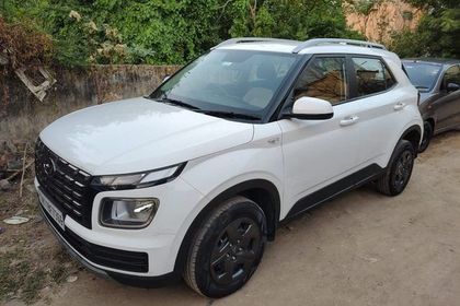 2023 Hyundai Venue S 2023-2025