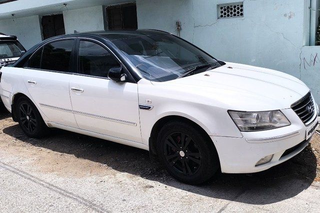 Hyundai Sonata CRDi M/T Second-hand 2009 Hyundai Sonata CRDi M/T for sale in Hyderabad