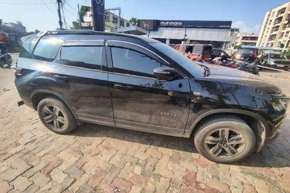 2026 Tata Safari Pure X Dark
