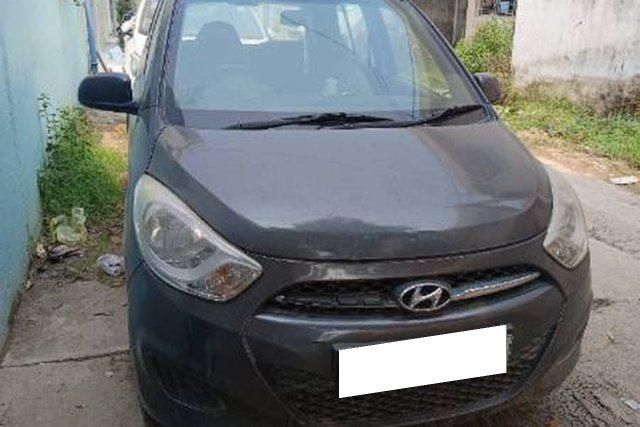 Hyundai i10 मैग्ना 1.1L Second-hand 2011 Hyundai i10 मैग्ना 1.1L for sale in Patna