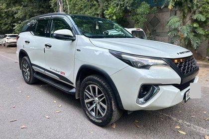 2017 Toyota Fortuner 2.8 4WD AT BSIV