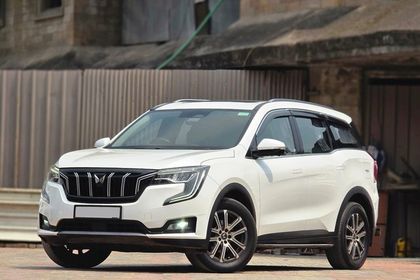 2023 Mahindra XUV700 AX7L 7Str Diesel AT AWD