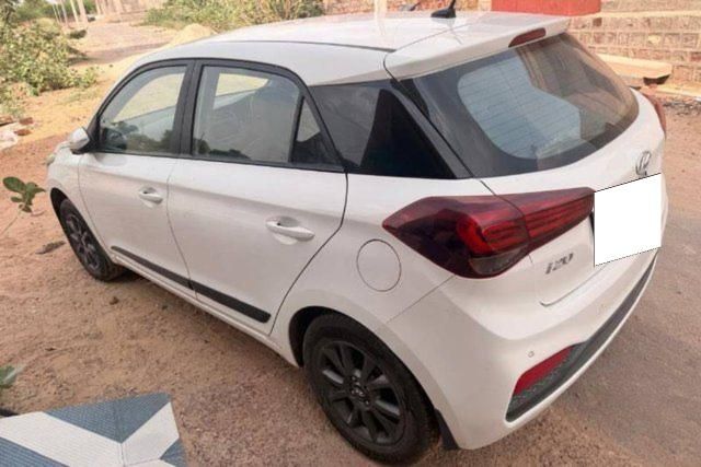 Second-hand 2018 Hyundai i20 1.4 एस्टा for sale in Jodhpur