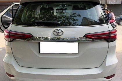2022 Toyota Fortuner 4X2 AT बीएस6