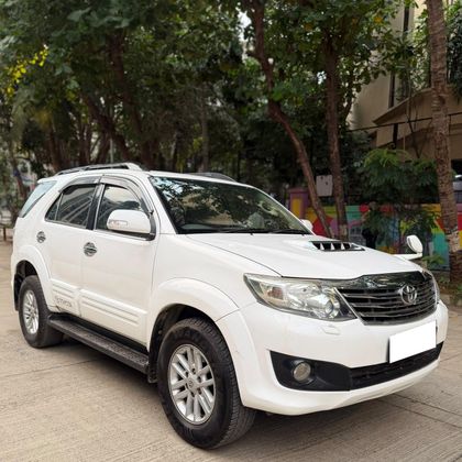 2013 Toyota Fortuner 4x2 AT
