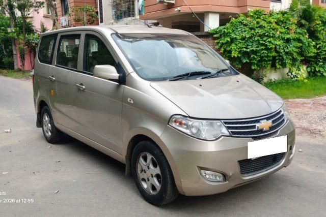 Second-hand 2013 Chevrolet Enjoy पेट्रोल LTZ 7 Seater for sale in Kolkata
