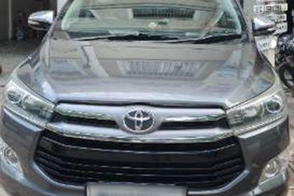 2016 Toyota Innova Crysta 2.8 GX AT बीएस4