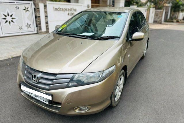Second-hand 2010 Honda City 1.5 V MT for sale in Bangalore