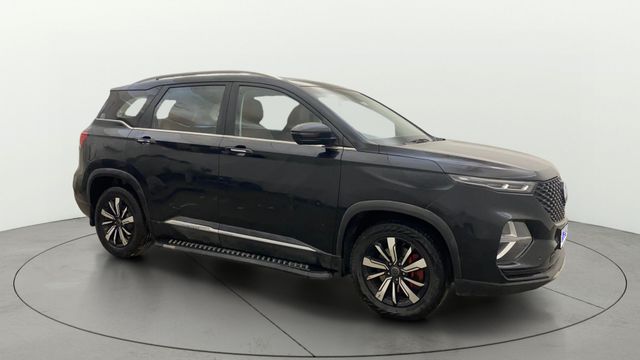 Second-hand 2020 MG Hector Plus Sharp DCT for sale in Hyderabad