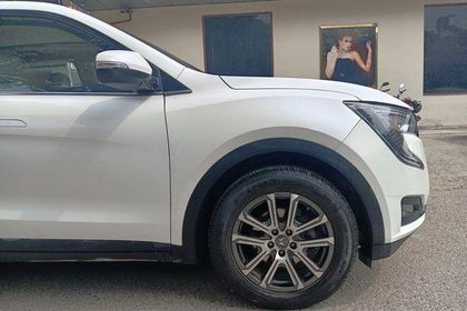 2022 Mahindra XUV700 एएक्स7 डीजल AT बीएस6