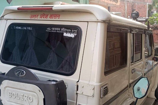 Second-hand 2015 Mahindra Bolero SLE BSIII for sale in Lucknow