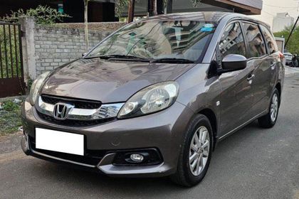 2014 होंडा मोबिलियो V i-VTEC