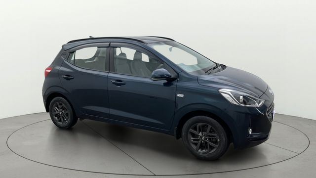 Second-hand 2020 Hyundai Grand i10 Nios AMT Sportz for sale in Bangalore