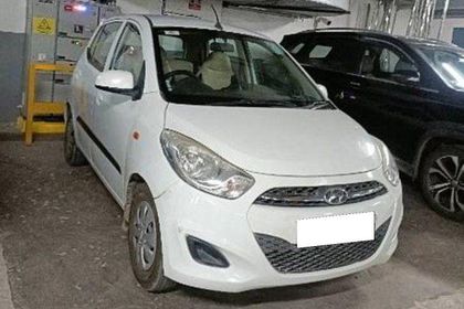2013 Hyundai i10 मैग्ना 1.1L