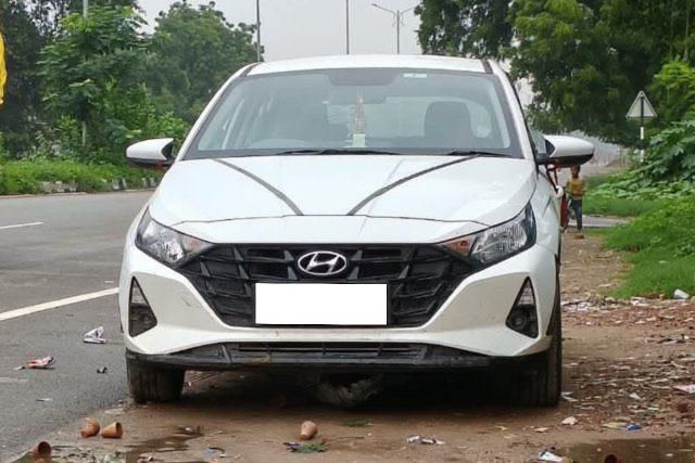 Hyundai i20 Magna Second-hand 2023 Hyundai i20 Magna for sale in Mahoba