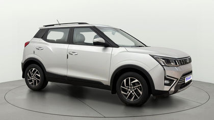 2022 Mahindra XUV300 W8 डीजल Sunroof बीएस6