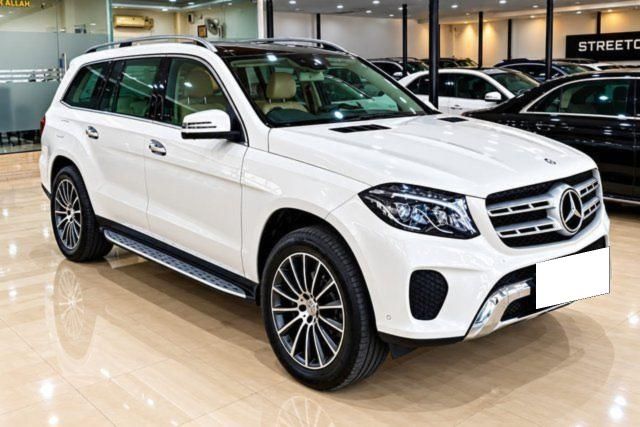 Mercedes-Benz GLS 350d 4MATIC Second-hand 2017 Mercedes-Benz GLS 350d 4MATIC for sale in Bangalore