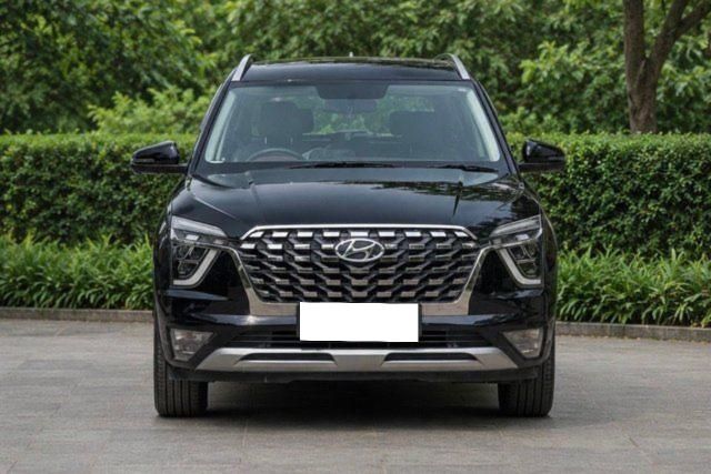 Second-hand 2024 Hyundai Alcazar Signature (O) 7-Seater Diesel AT for sale in Mumbai