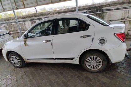 2023 मारुति सुजुकी डिजायर VXI