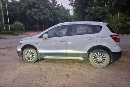 2016 Maruti Suzuki S Cross DDiS 320 Alpha