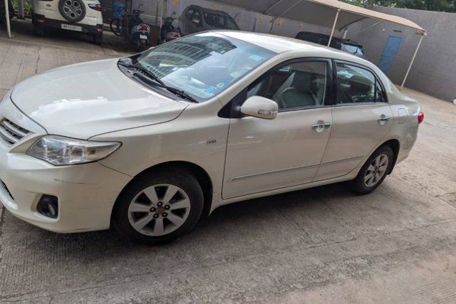 Toyota Corolla Altis G Second-hand 2013 Toyota Corolla Altis G for sale in Pune