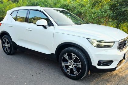 2018 Volvo XC40 D4 Inscription बीएस4
