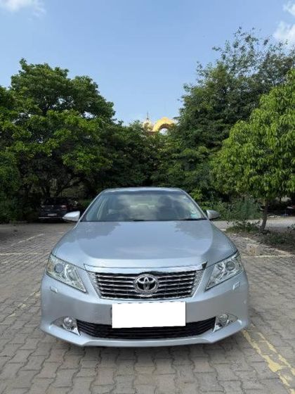 2013 Toyota Camry Hybrid