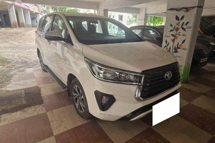2021 Toyota Innova Crysta 2.4 जी 7 STR